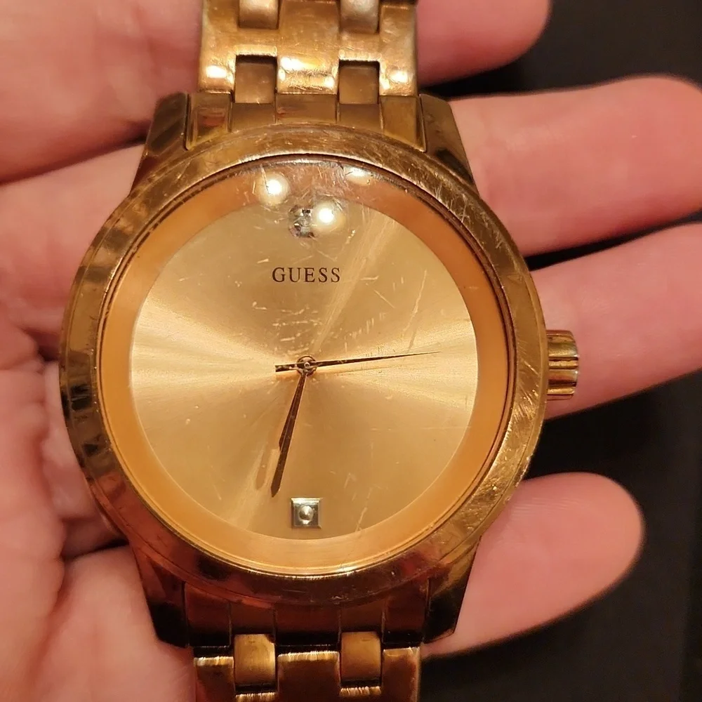 Guess rose gold‎ tone watch